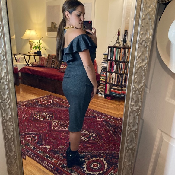 Amanda Uprichard grey plaid stretchy ruffle top. Size XS. Gently worn. - Picture 3 of 7